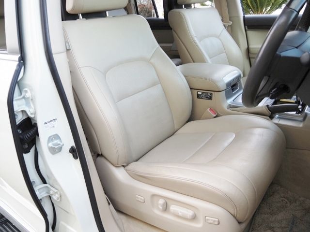 LANDCRUISER wagon