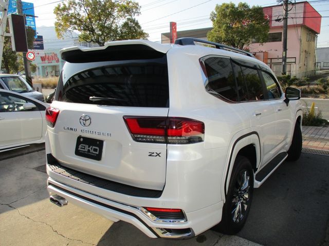 LANDCRUISER wagon