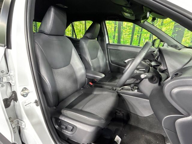 YARIS CROSS HYBRID