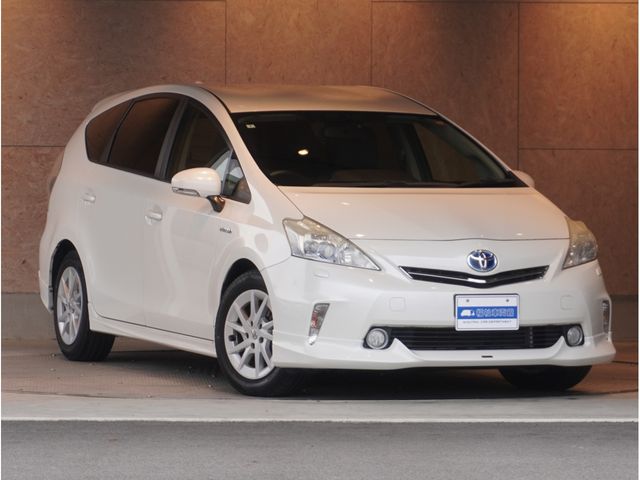 PRIUS Alpha
