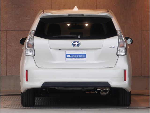 PRIUS Alpha