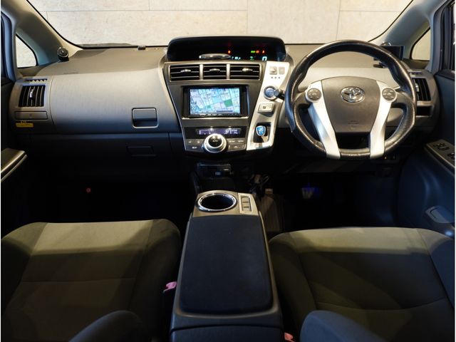 PRIUS Alpha