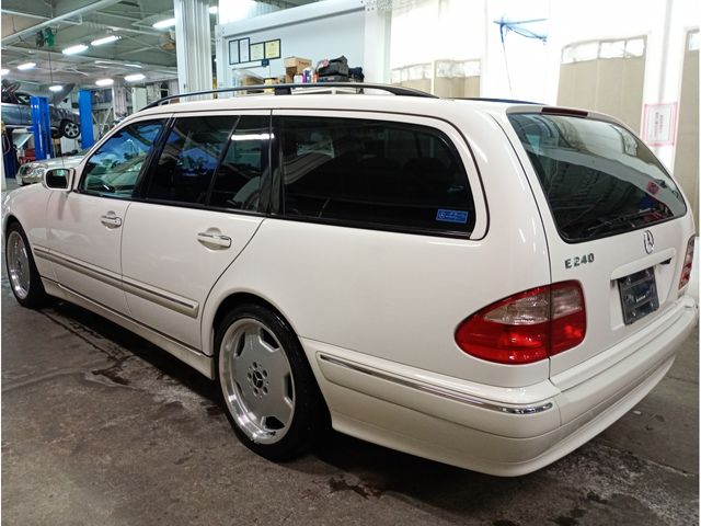 MERCEDES BENZ E class stationwagon