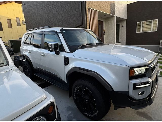 LANDCRUISER 250