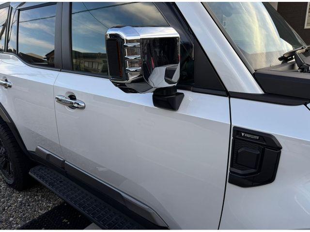 LANDCRUISER 250