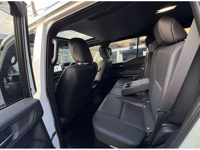 LANDCRUISER 250