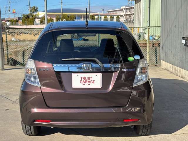 FIT HYBRID