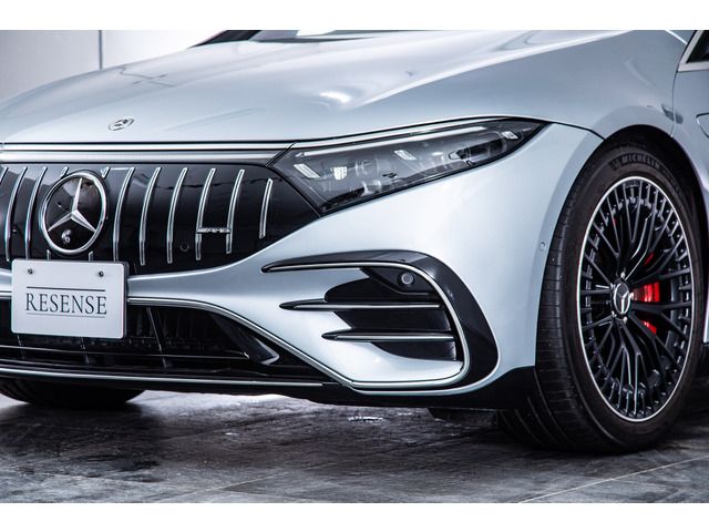 MERCEDES AMG EQS