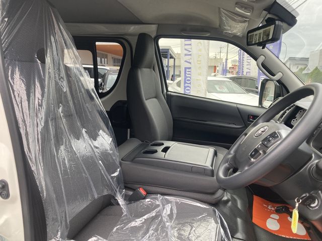 HIACE van 2WD