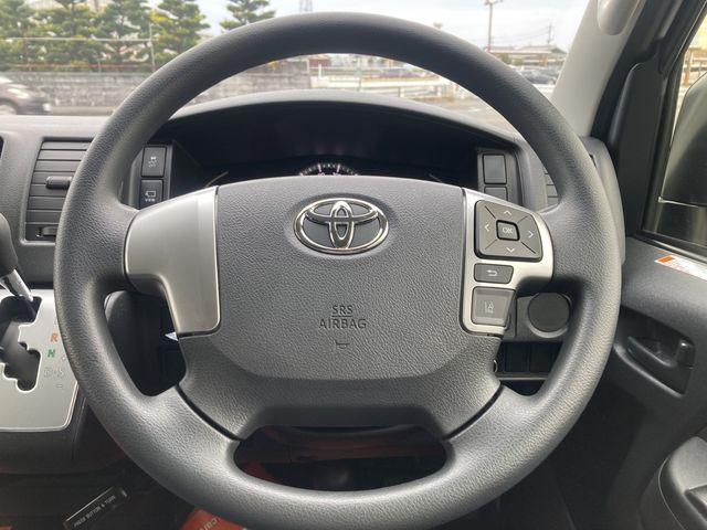 HIACE van 2WD