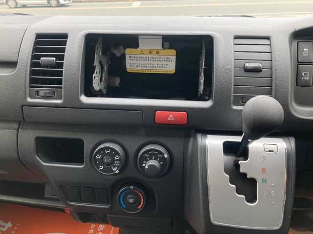 HIACE van 2WD