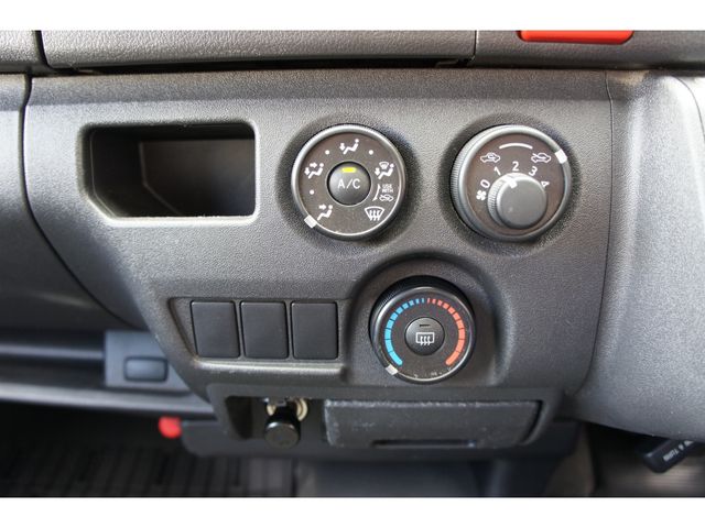 REGIUSACE van 1.25t 2WD