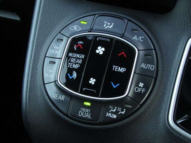 NOAH HYBRID 4WD