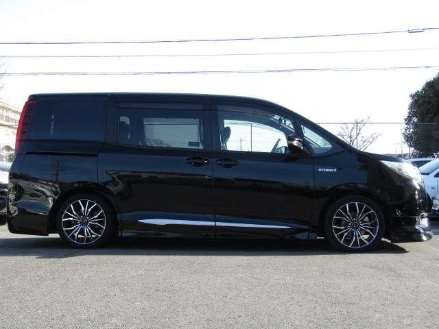 NOAH HYBRID 4WD