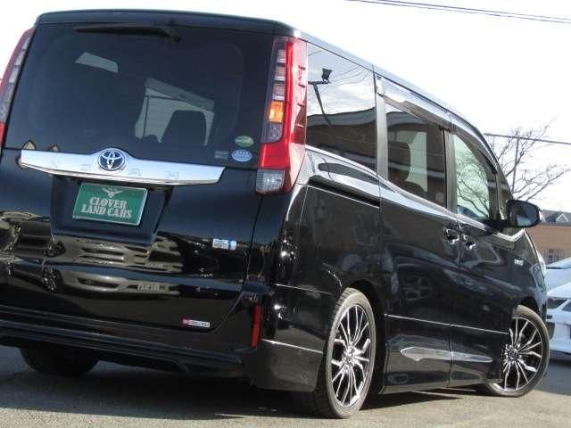 NOAH HYBRID 4WD