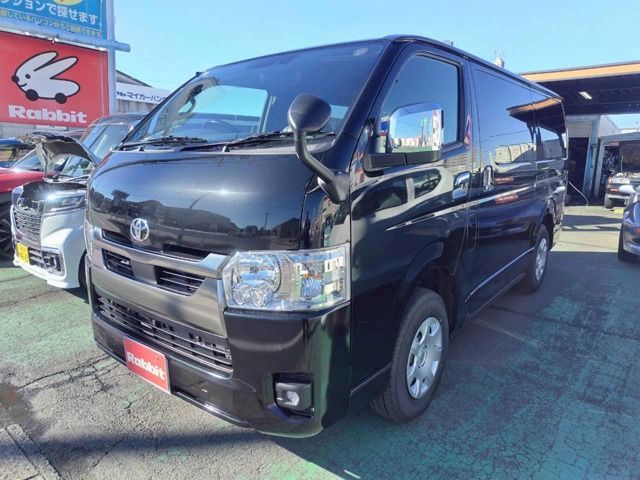 HIACE van 4WD