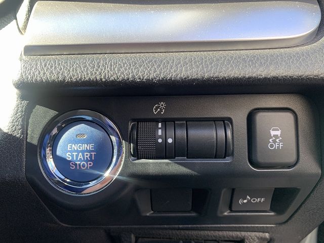 SUBARU XV HYBRID
