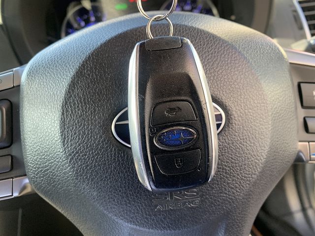 SUBARU XV HYBRID
