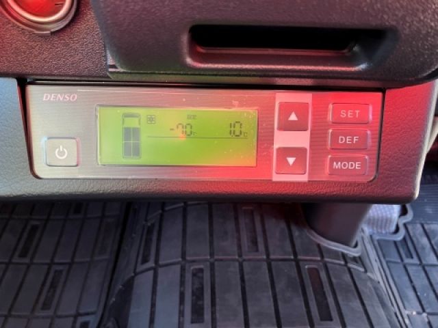 HIACE van 2WD