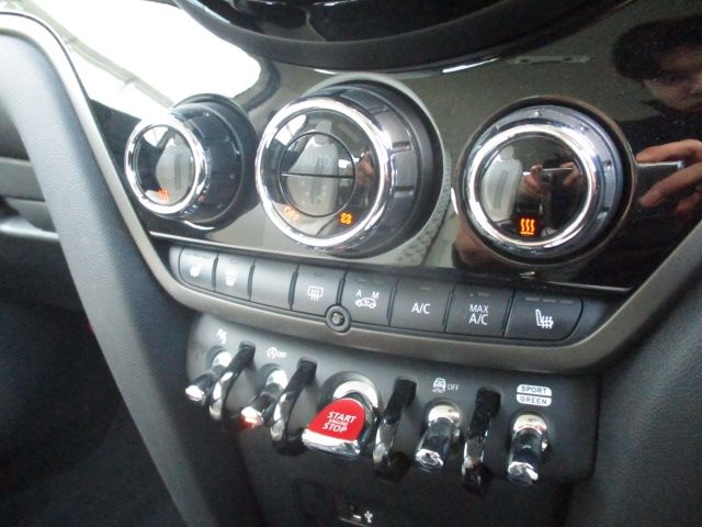 MINI COOPER D CROSSOVER