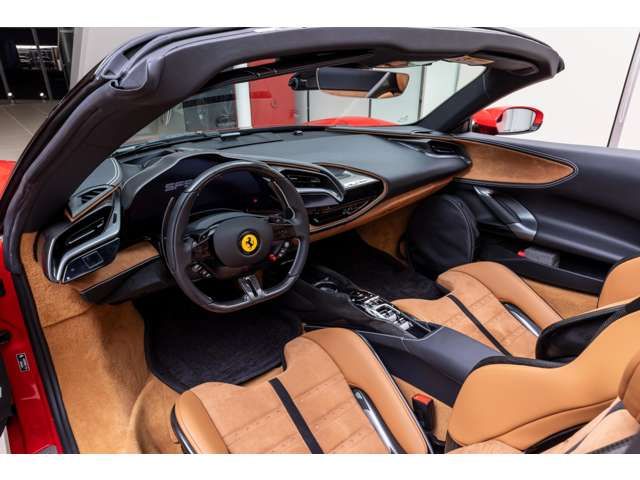 FERRARI SF90 Spider