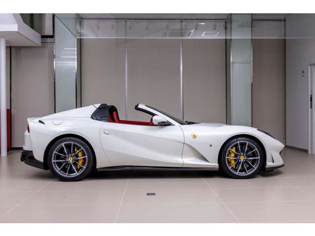 FERRARI 812 GTS