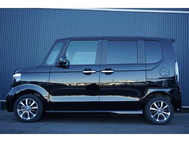 N-BOX CUSTOM
