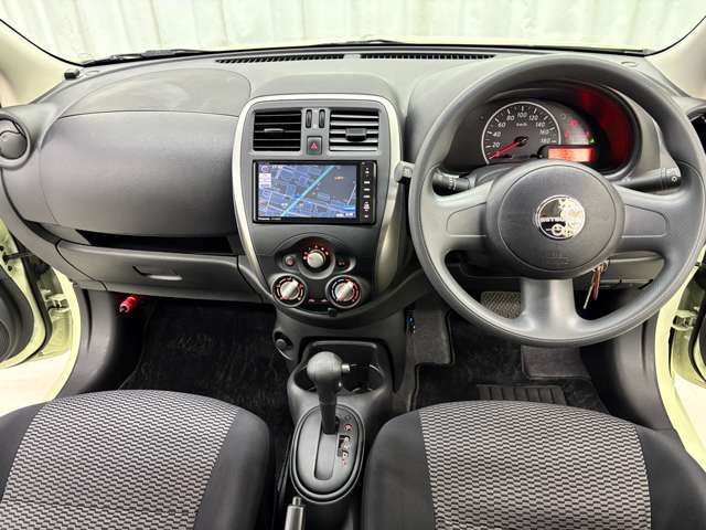 VIEWT Hatchback
