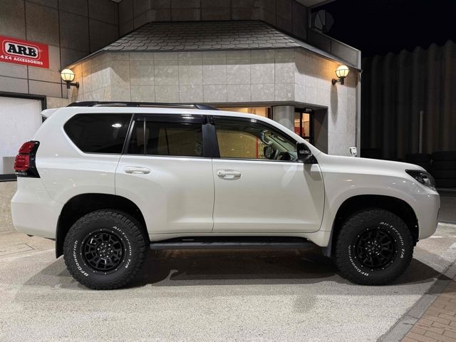 LANDCRUISER PRADO