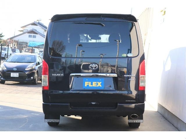 HIACE van 4WD
