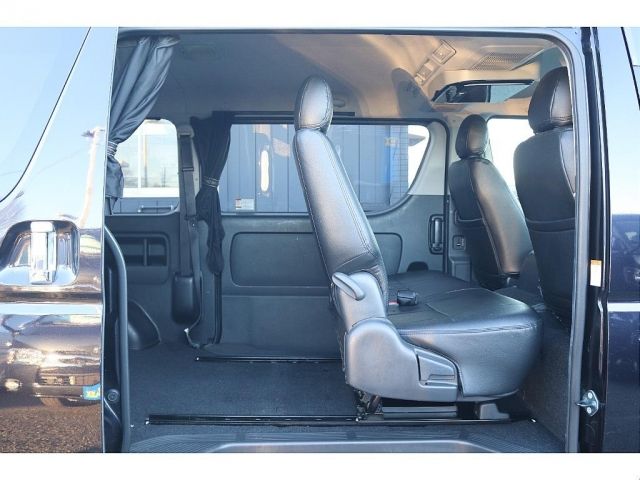 HIACE van 4WD