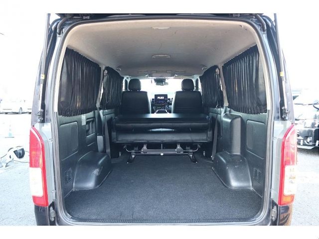 HIACE van 4WD