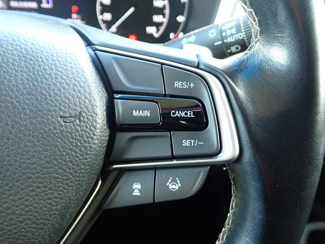 INSIGHT sedan