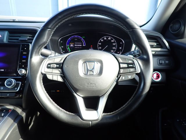 INSIGHT sedan