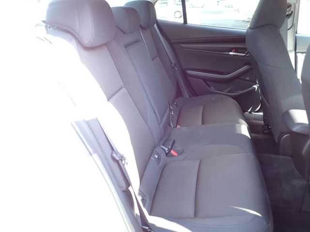 MAZDA3 SEDAN