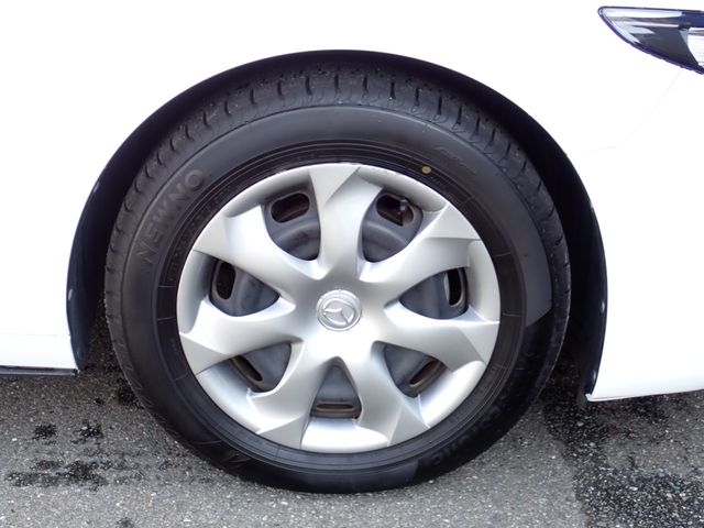 MAZDA3 SEDAN