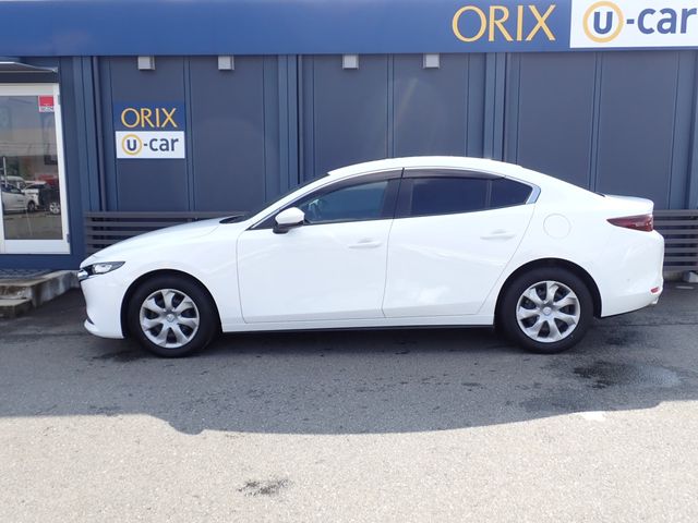 MAZDA3 SEDAN