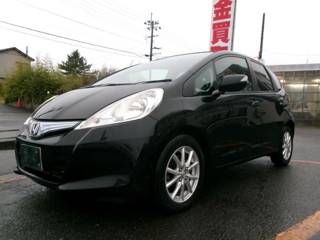 FIT HYBRID