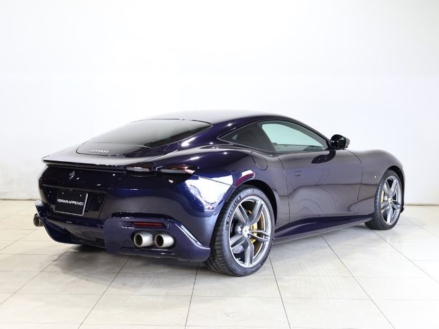 FERRARI Roma
