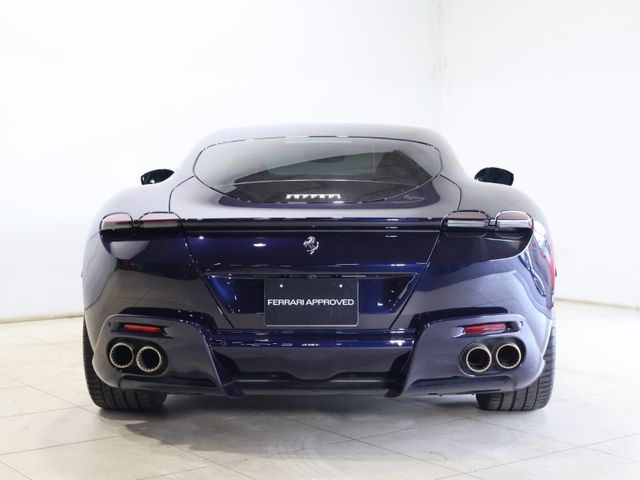 FERRARI Roma
