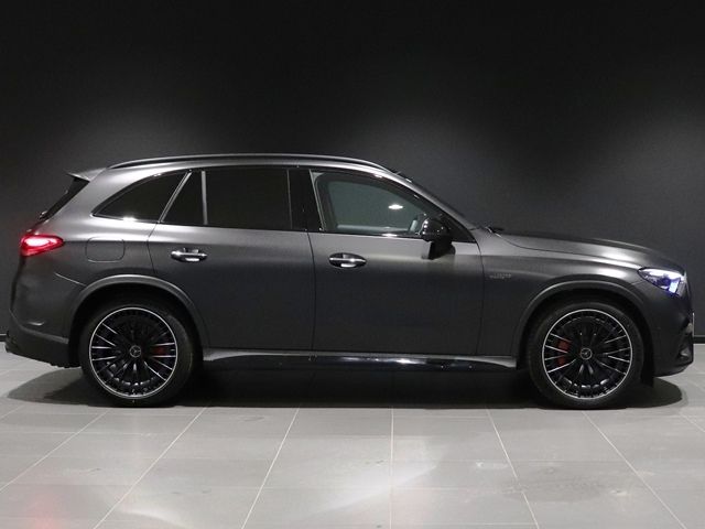 MERCEDES AMG GLCclass