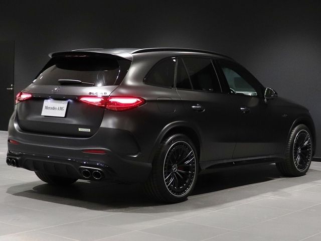 MERCEDES AMG GLCclass