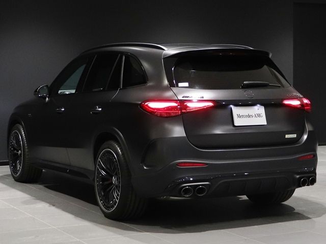 MERCEDES AMG GLCclass