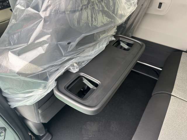 N BOX
