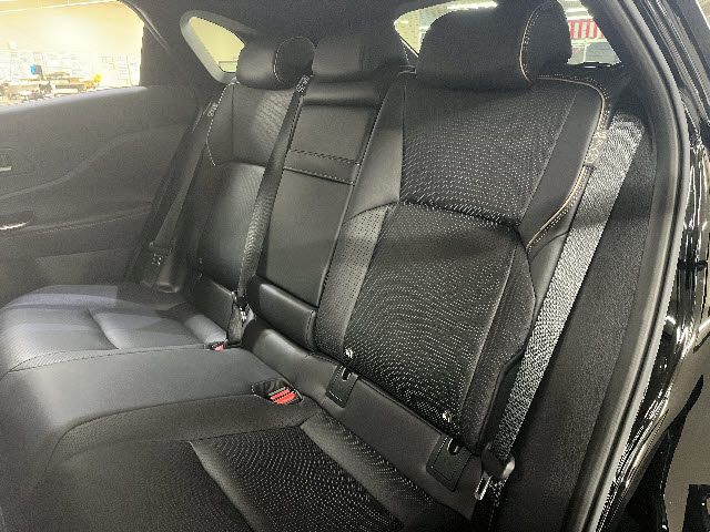 CROWN SPORT