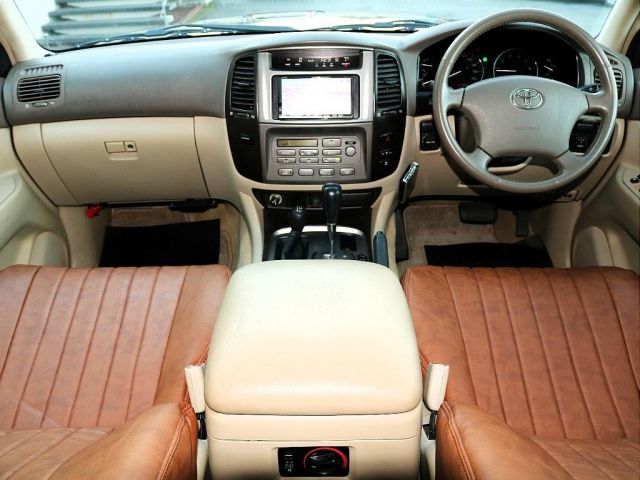 LANDCRUISER wagon