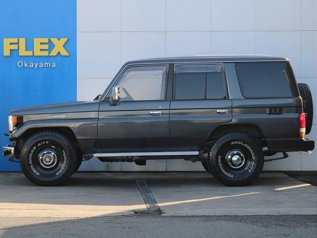 LANDCRUISER van