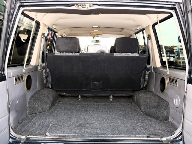 LANDCRUISER van