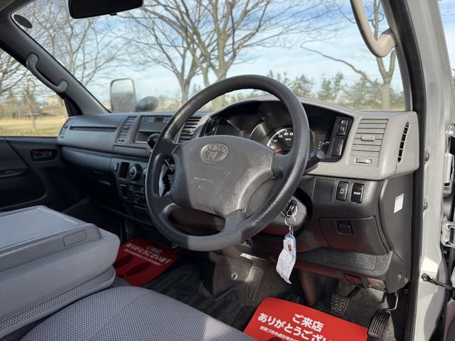 HIACE van 4WD