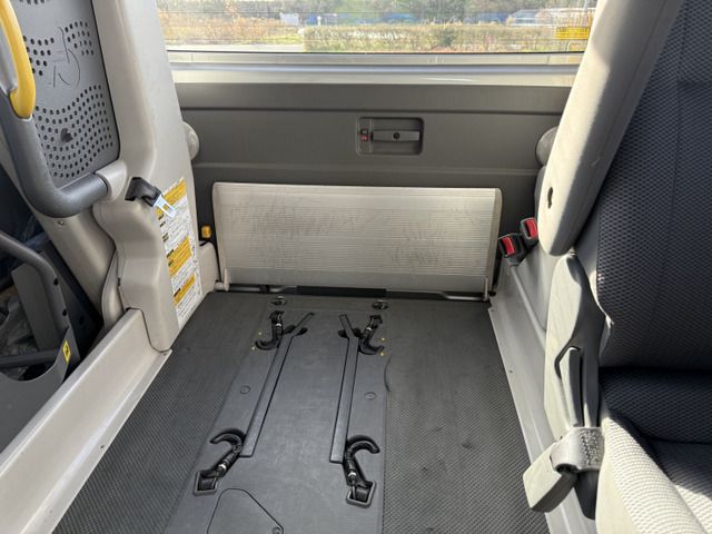 HIACE van 4WD